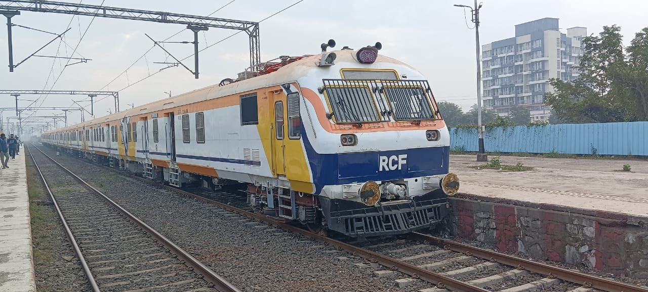 Konkan Railway's new MEMU train first?