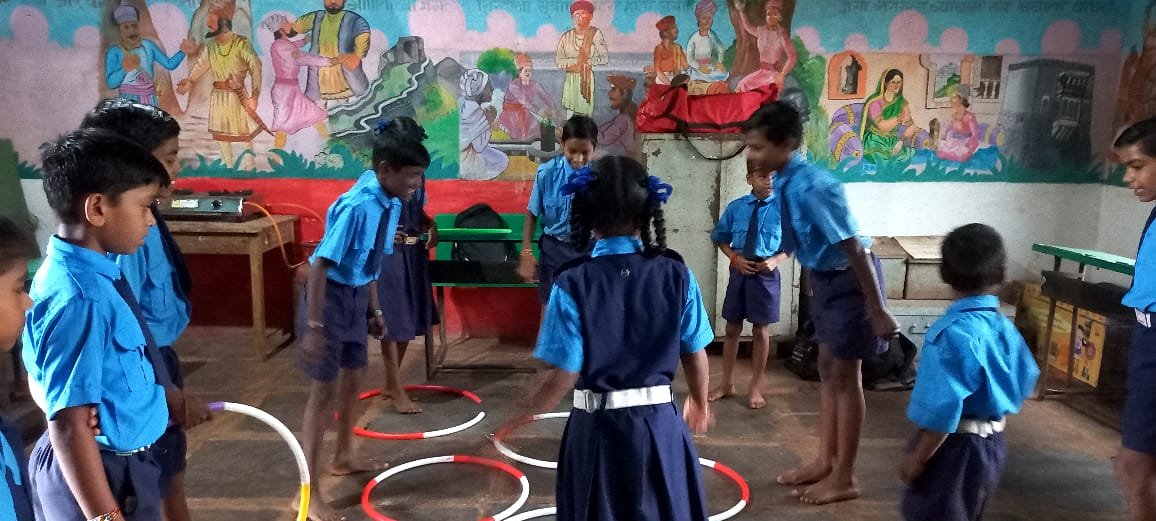 Dist. W. ‘Happy Saturday’ activity at Dingani Gurwadi School