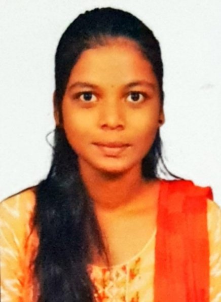 Shruti Durgwali of Ratnagiri a. Bh. In the women’s team of the inter-varsity cross-country competition